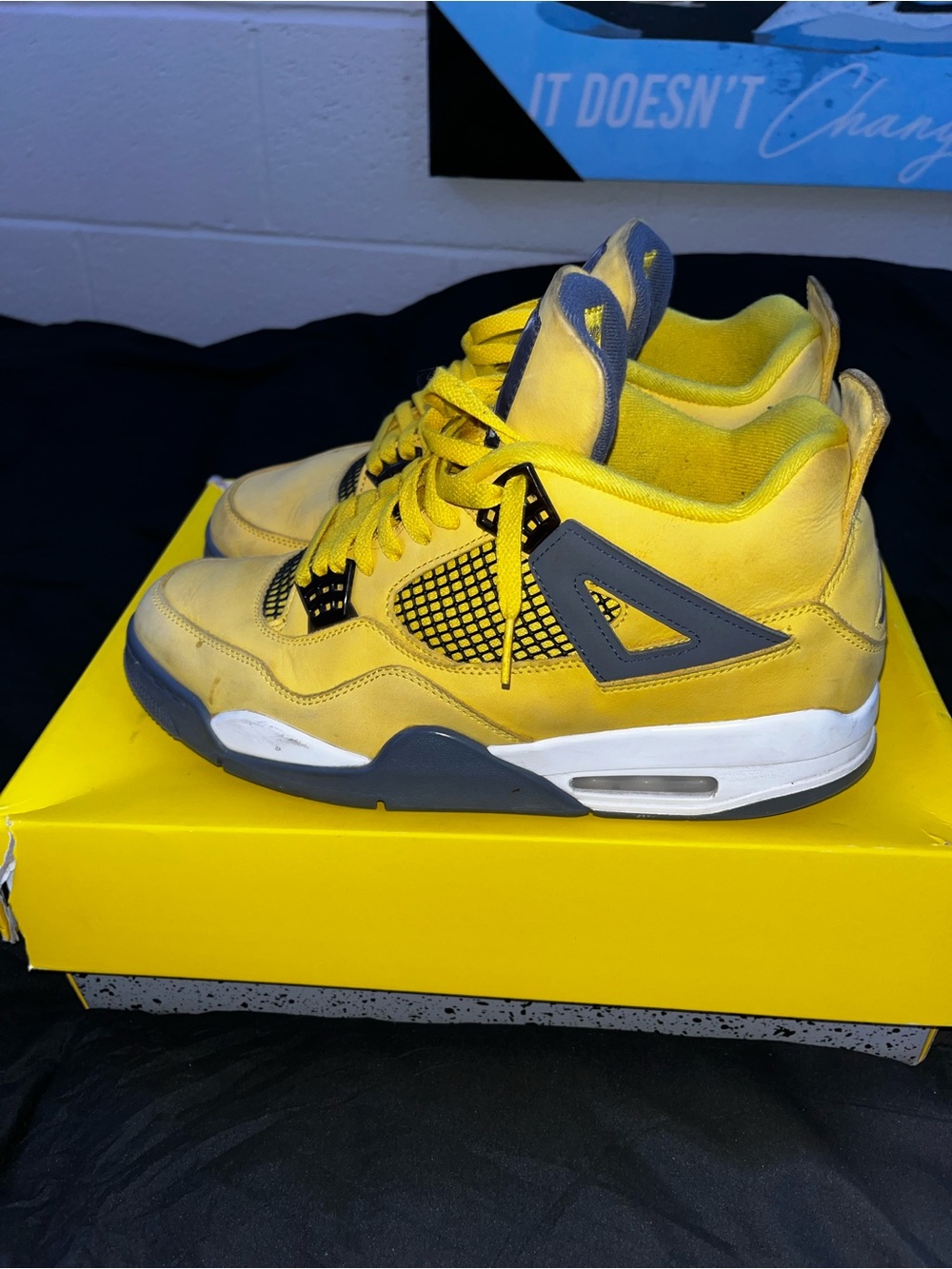 Air Jordan 4 Retro “Lightning” 2021 ⚡️